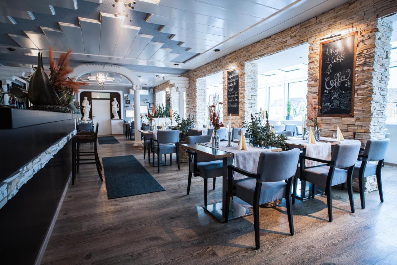 Hotel & Restaurant Rizzelli Superior Neustadt an der Aisch Eksteriør billede